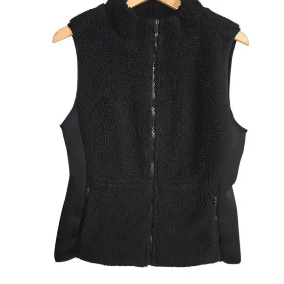 Fabletics Fleece Vest NWT - Picture 1 of 6